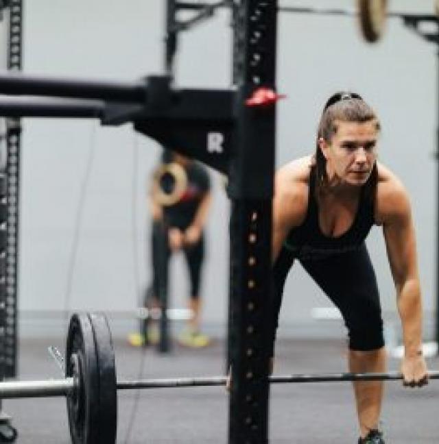 Female crossfit online barbell